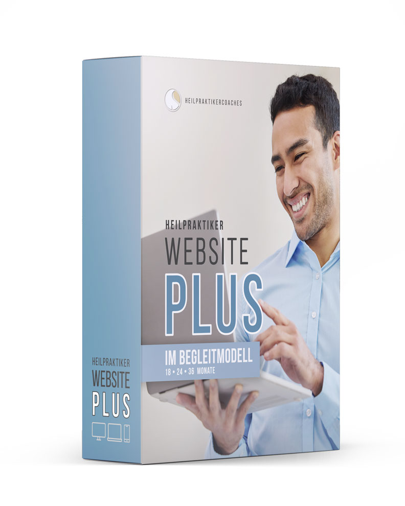 Heilpraktiker mit Tablet als Symbol für den Ausbau einer professionellen Praxiswebsite im PLUS-Paket - Begleitmodell